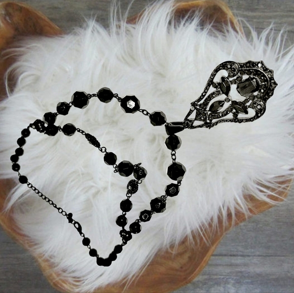 🌲10/$20.  Black Rhinestone and Black Beads Necklace/Choker - Picture 4 of 4